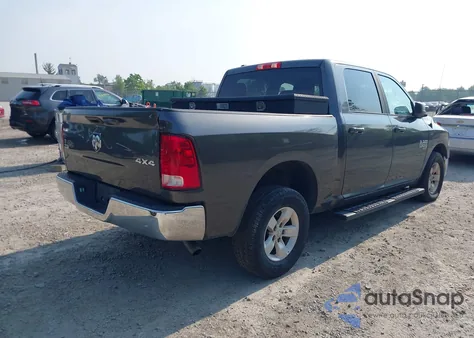 2021 Ram 1500 Classic Slt 4X4 5'7 Box z USA, uszkodzony, nr VIN 1C6RR7LG4MS535767